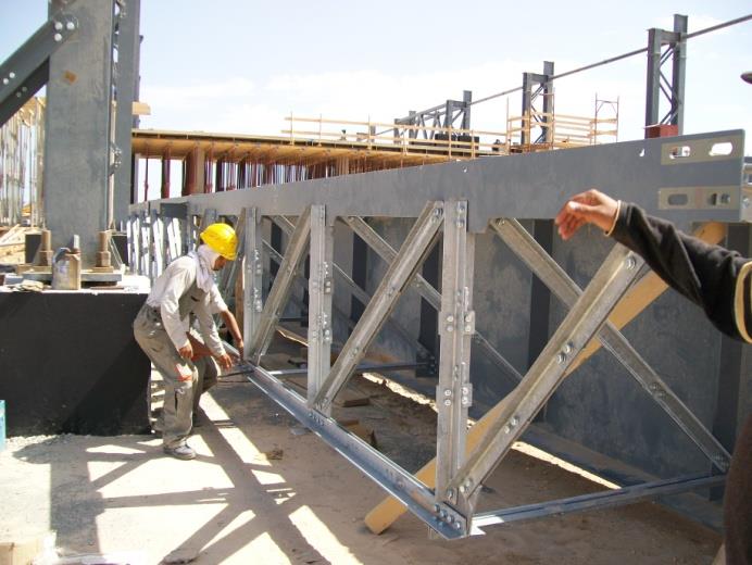 ERECTION OF 4000 TONS (TECHNOMONTAGGI)